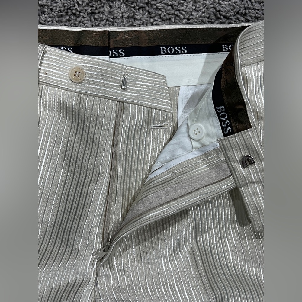 Hugo Boss Men’s 33x32 Gold Shiny Pin Striped Dress Pants Pleated